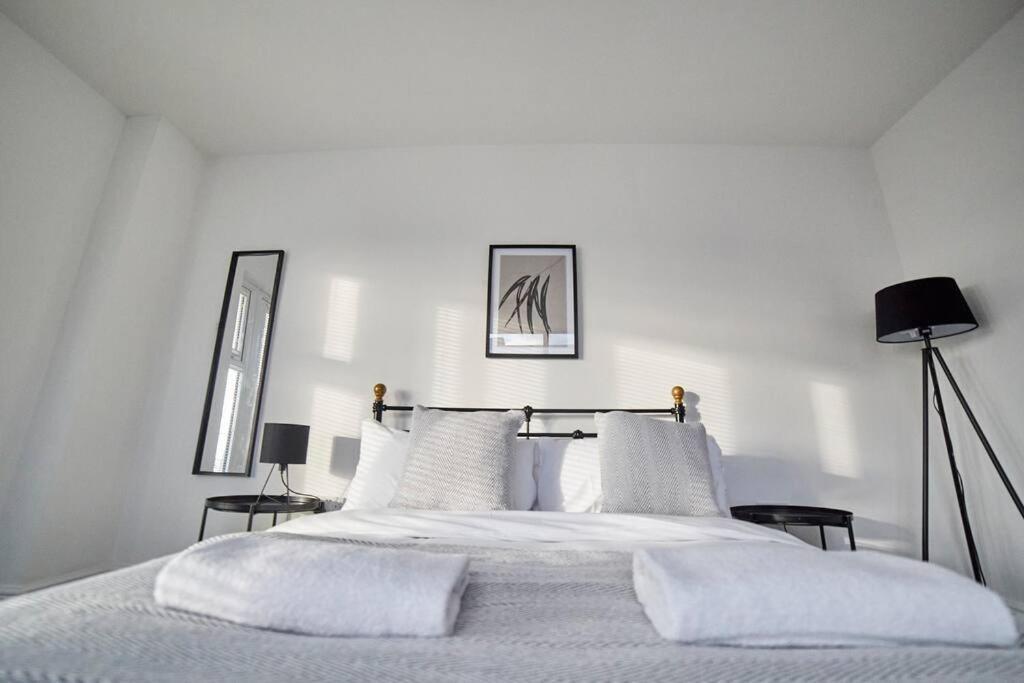 High Spec Spacious 2Bd Apt, Parking, Nr Newcastle Gateshead Extérieur photo